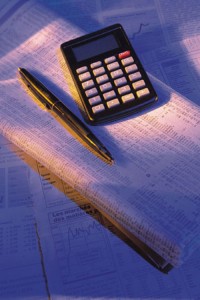 reficalc 200x300 Interest Rates are Low: Is It Time to Refinance?